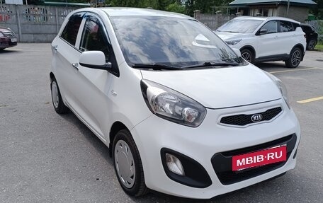 KIA Picanto II, 2013 год, 700 000 рублей, 3 фотография
