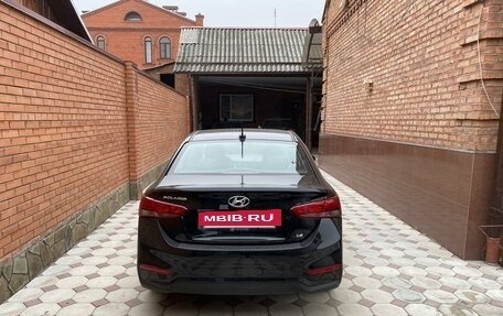 Hyundai Solaris II рестайлинг, 2019 год, 1 050 000 рублей, 3 фотография