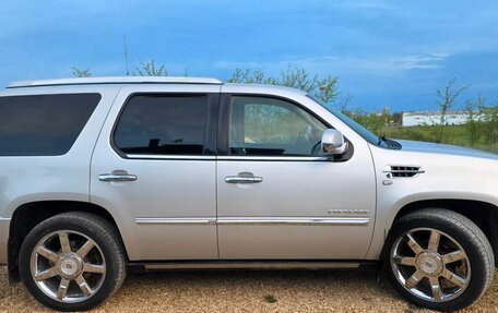 Cadillac Escalade III, 2011 год, 2 350 000 рублей, 5 фотография
