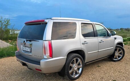 Cadillac Escalade III, 2011 год, 2 350 000 рублей, 3 фотография