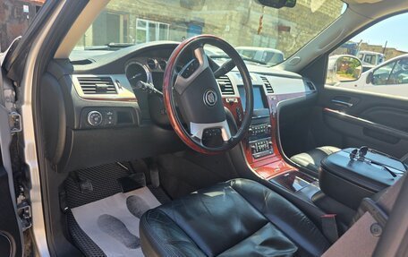 Cadillac Escalade III, 2011 год, 2 350 000 рублей, 9 фотография