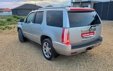 Cadillac Escalade III, 2011 год, 2 350 000 рублей, 4 фотография