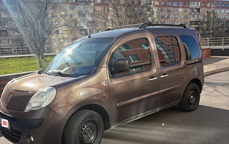 Renault Kangoo II рестайлинг, 2012 год, 558 000 рублей, 2 фотография