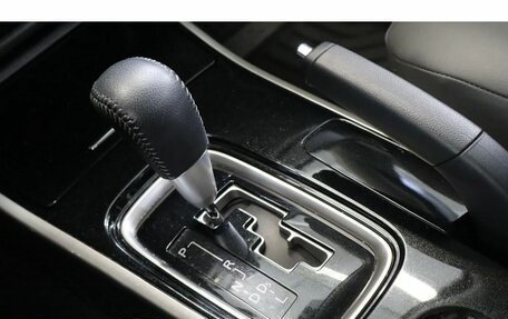 Mitsubishi Outlander III рестайлинг 3, 2019 год, 1 949 000 рублей, 13 фотография