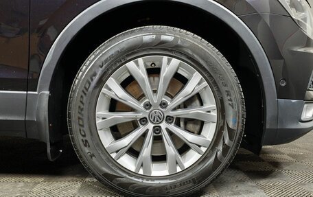 Volkswagen Tiguan II, 2017 год, 2 355 000 рублей, 9 фотография