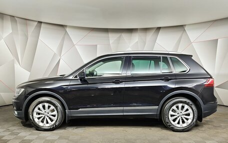 Volkswagen Tiguan II, 2017 год, 2 355 000 рублей, 5 фотография