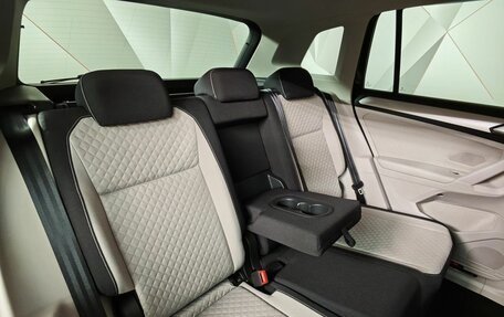 Volkswagen Tiguan II, 2017 год, 2 355 000 рублей, 17 фотография