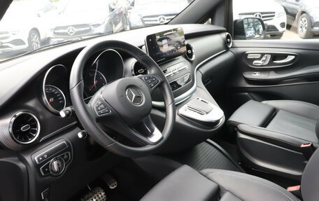 Mercedes-Benz V-Класс, 2023 год, 9 000 000 рублей, 14 фотография