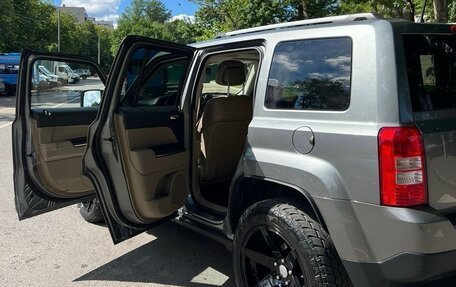 Jeep Liberty (Patriot), 2012 год, 1 550 000 рублей, 5 фотография
