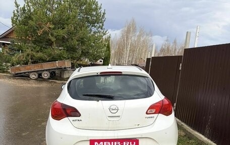 Opel Astra J, 2014 год, 750 000 рублей, 3 фотография