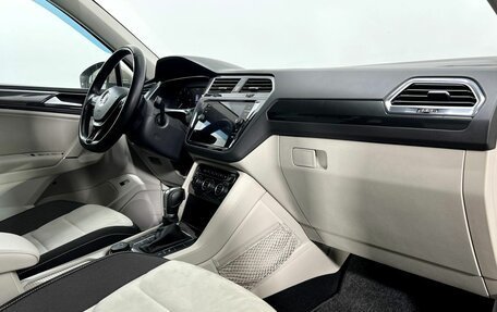 Volkswagen Tiguan II, 2018 год, 2 250 000 рублей, 12 фотография