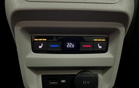 Volkswagen Tiguan II, 2018 год, 2 250 000 рублей, 17 фотография