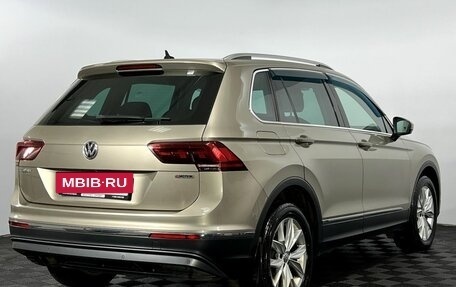 Volkswagen Tiguan II, 2018 год, 2 250 000 рублей, 6 фотография