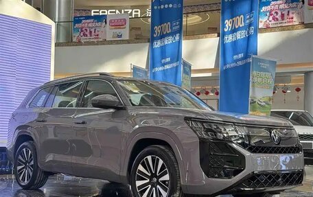 Volkswagen Teramont, 2025 год, 6 252 000 рублей, 2 фотография