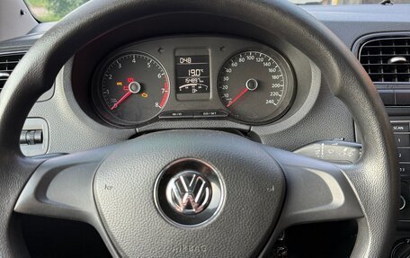 Volkswagen Polo VI (EU Market), 2015 год, 895 000 рублей, 7 фотография