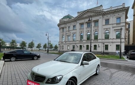 Mercedes-Benz C-Класс, 2012 год, 1 800 000 рублей, 5 фотография