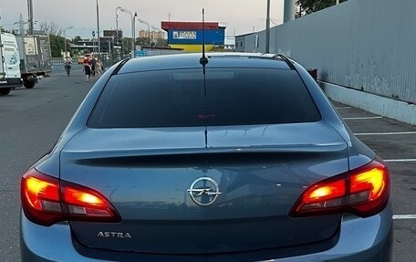 Opel Astra J, 2012 год, 985 000 рублей, 3 фотография
