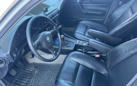 BMW 5 серия, 1988 год, 530 000 рублей, 9 фотография