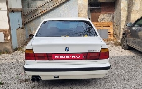 BMW 5 серия, 1988 год, 530 000 рублей, 4 фотография