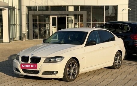 BMW 3 серия, 2011 год, 967 000 рублей, 1 фотография