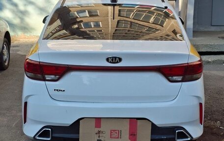 KIA Rio IV, 2021 год, 1 100 000 рублей, 1 фотография