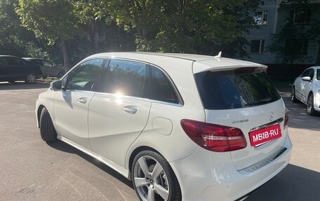 Mercedes-Benz B-Класс, 2017 год, 1 850 000 рублей, 7 фотография