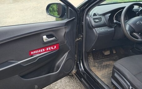 KIA Rio III рестайлинг, 2013 год, 800 000 рублей, 10 фотография