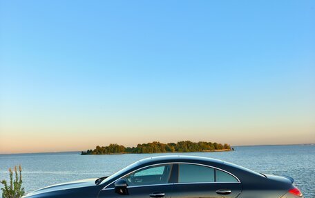 Mercedes-Benz CLS, 2022 год, 6 250 000 рублей, 3 фотография
