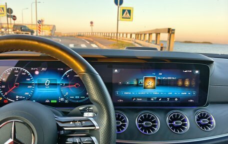 Mercedes-Benz CLS, 2022 год, 6 250 000 рублей, 10 фотография