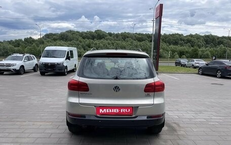 Volkswagen Tiguan I, 2012 год, 735 000 рублей, 6 фотография