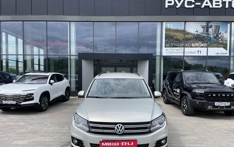 Volkswagen Tiguan I, 2012 год, 735 000 рублей, 2 фотография