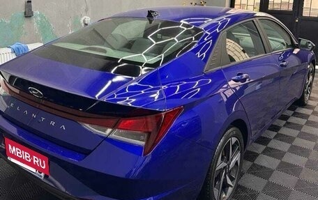 Hyundai Elantra, 2022 год, 1 900 000 рублей, 2 фотография
