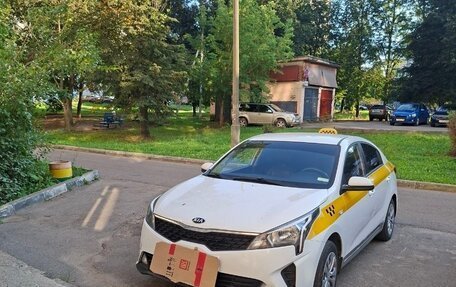 KIA Rio IV, 2021 год, 1 100 000 рублей, 3 фотография