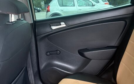 Hyundai Solaris II рестайлинг, 2012 год, 590 000 рублей, 10 фотография