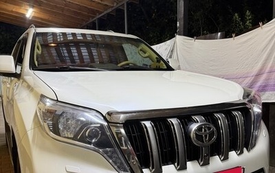 Toyota Land Cruiser Prado 150 рестайлинг 2, 2015 год, 3 200 000 рублей, 1 фотография