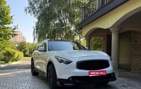 Infiniti FX II, 2011 год, 1 740 000 рублей, 1 фотография