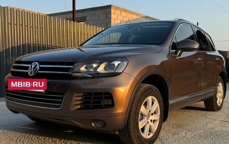 Volkswagen Touareg III, 2012 год, 1 700 000 рублей, 2 фотография