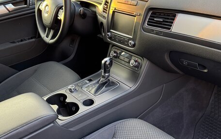 Volkswagen Touareg III, 2012 год, 1 700 000 рублей, 23 фотография