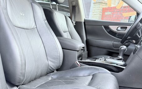 Infiniti FX II, 2011 год, 1 740 000 рублей, 14 фотография