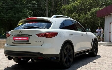 Infiniti FX II, 2011 год, 1 740 000 рублей, 12 фотография