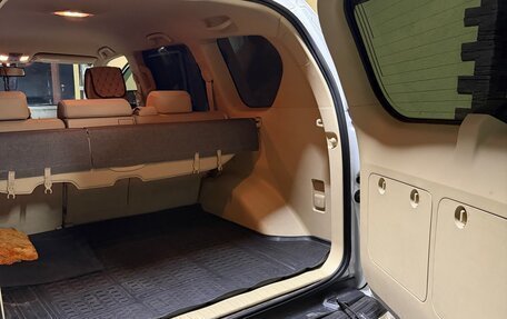 Toyota Land Cruiser Prado 150 рестайлинг 2, 2015 год, 3 200 000 рублей, 4 фотография