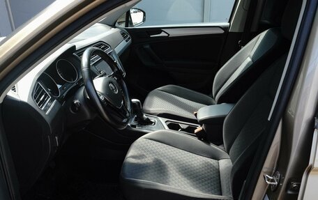 Volkswagen Tiguan II, 2020 год, 2 600 000 рублей, 5 фотография