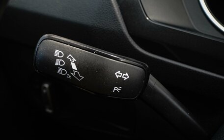 Volkswagen Tiguan II, 2020 год, 2 600 000 рублей, 15 фотография