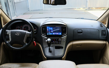 Hyundai H-1 II рестайлинг, 2018 год, 2 650 000 рублей, 10 фотография