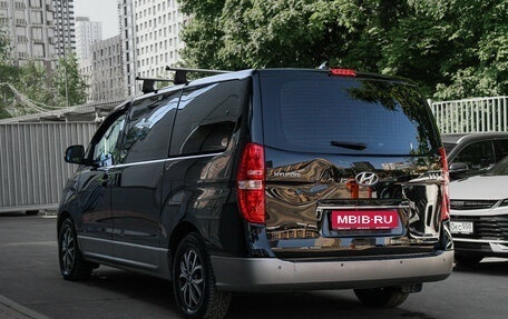 Hyundai H-1 II рестайлинг, 2018 год, 2 650 000 рублей, 7 фотография
