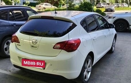 Opel Astra J, 2012 год, 590 000 рублей, 4 фотография