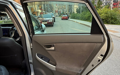 Toyota Prius, 2009 год, 940 000 рублей, 10 фотография