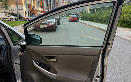 Toyota Prius, 2009 год, 940 000 рублей, 12 фотография