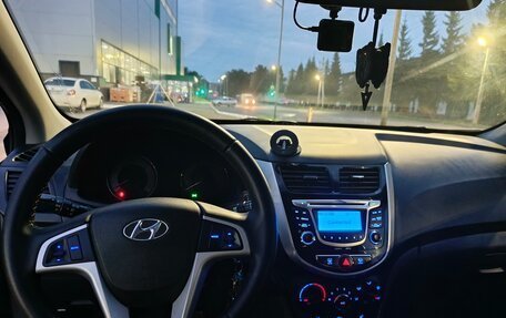 Hyundai Solaris II рестайлинг, 2012 год, 765 000 рублей, 12 фотография