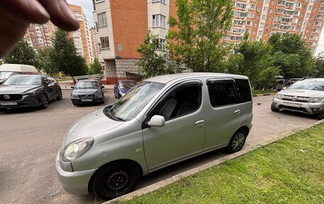 Toyota FunCargo, 2001 год, 240 000 рублей, 1 фотография